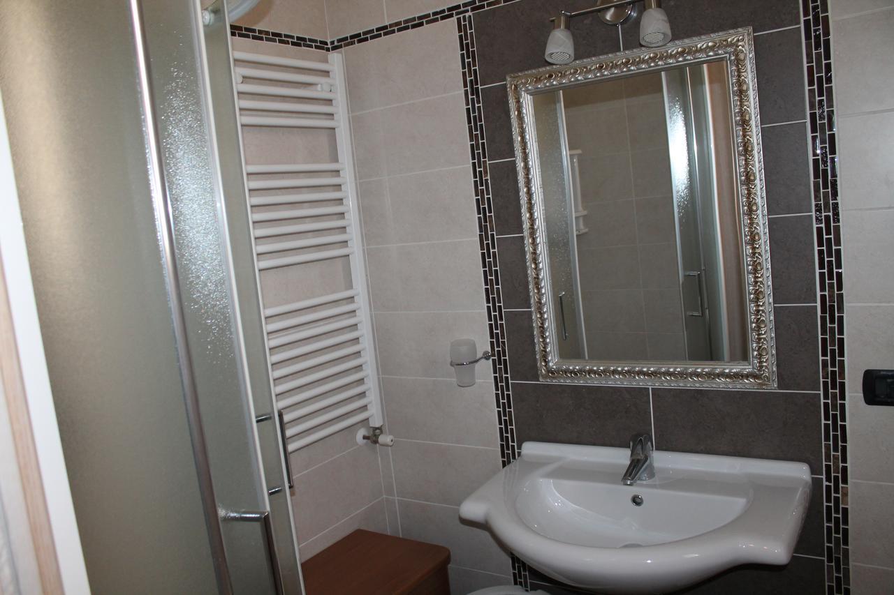 Hotel Oblio Rimini Eksteriør billede